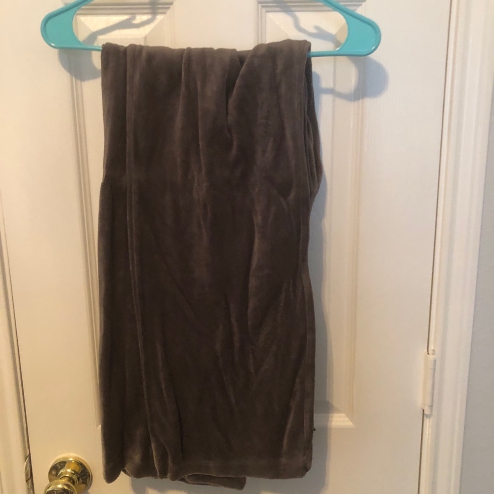 Large St. John’s Bay Grey Velour sweatpants